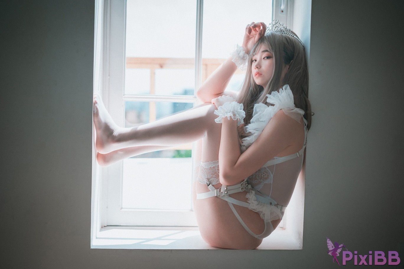 DJAWA Photo Bambi Reine de Blanc B side PixiBB.COM 013