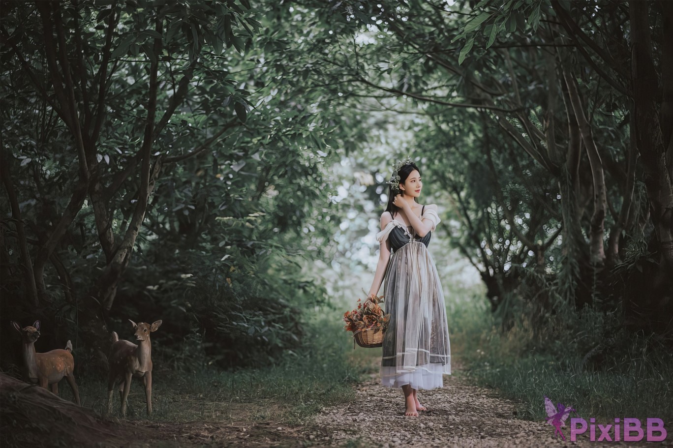 Coser Nnian Alice in Wonderland PixiBB.COM 031