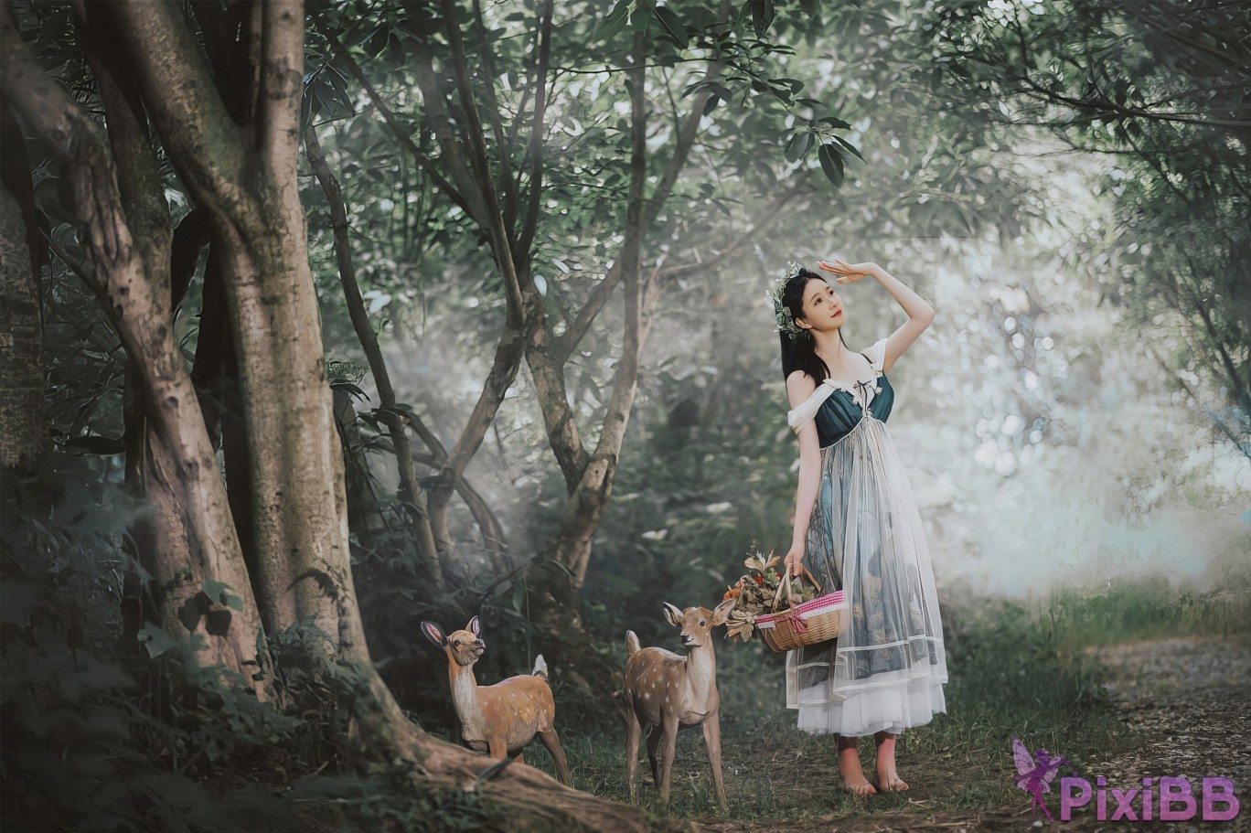 Coser Nnian Alice in Wonderland PixiBB.COM 033