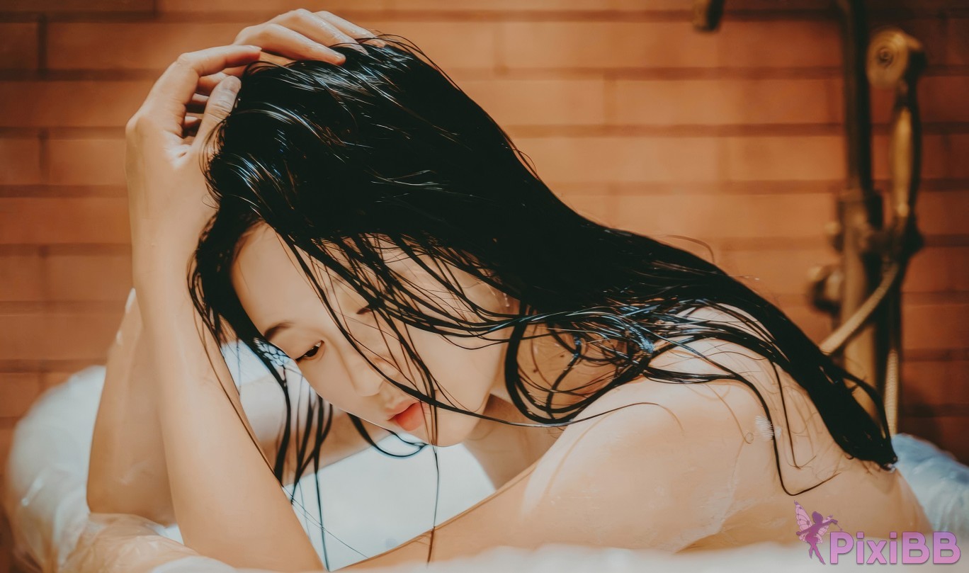 Coser Nnian Bathing PixiBB.COM 038