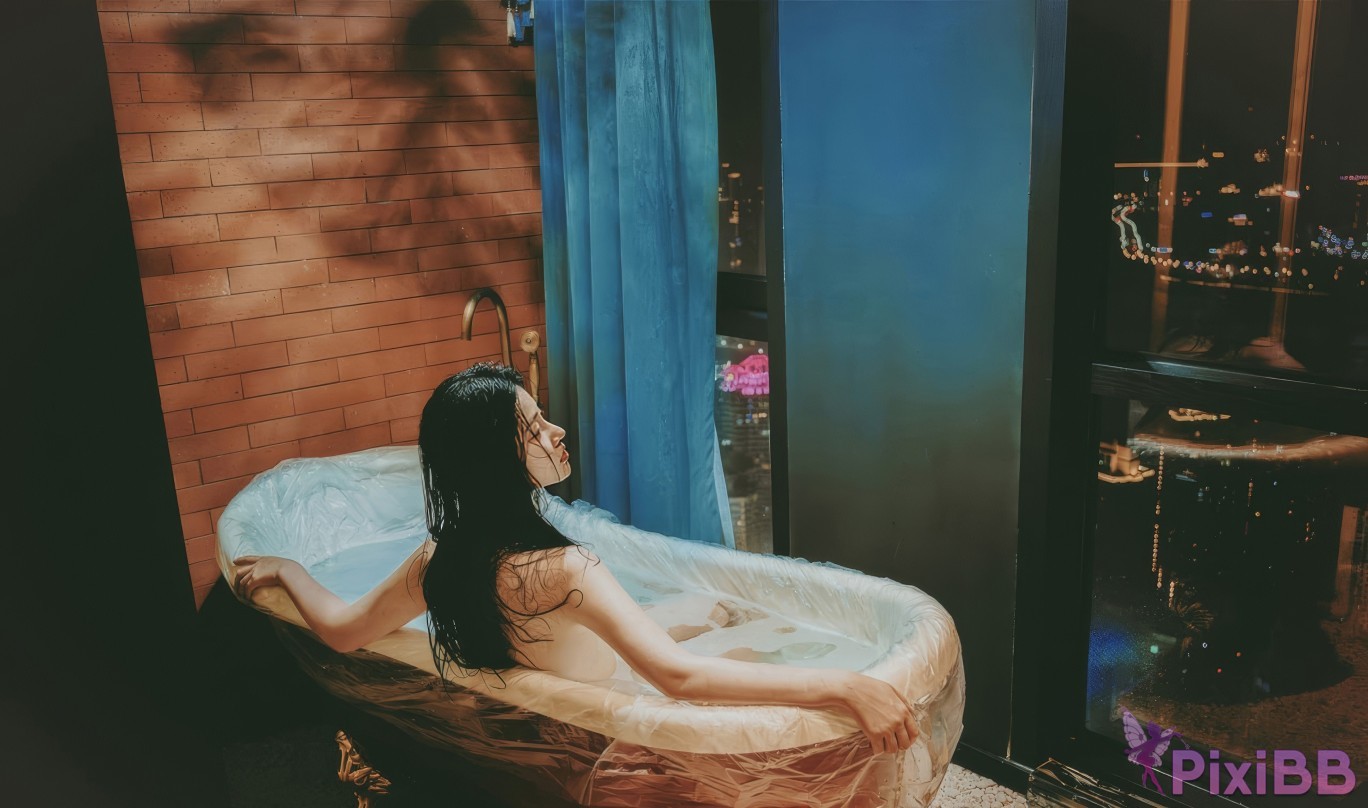 Coser Nnian Bathing PixiBB.COM 044