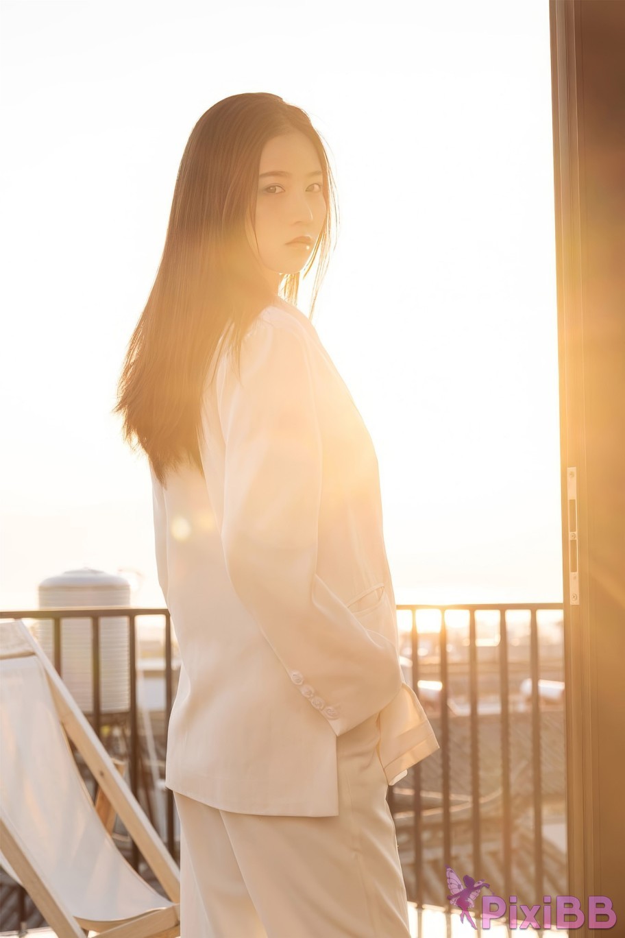 Coser Nnian Sunrise PixiBB.COM 042