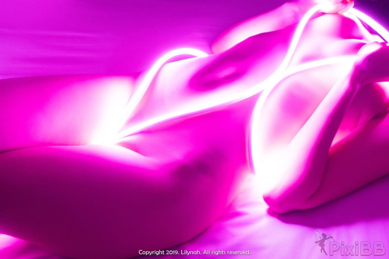 Lilynah Lily x Inah Issue 1 Glow PixiBB.COM 015