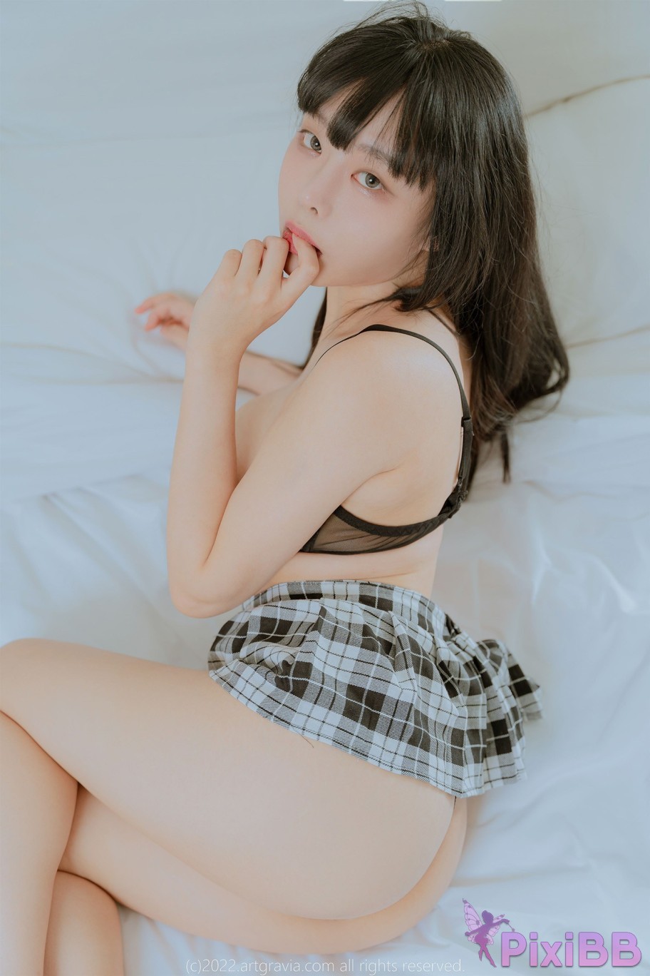 AG.433 Mina PixiBB.COM 015