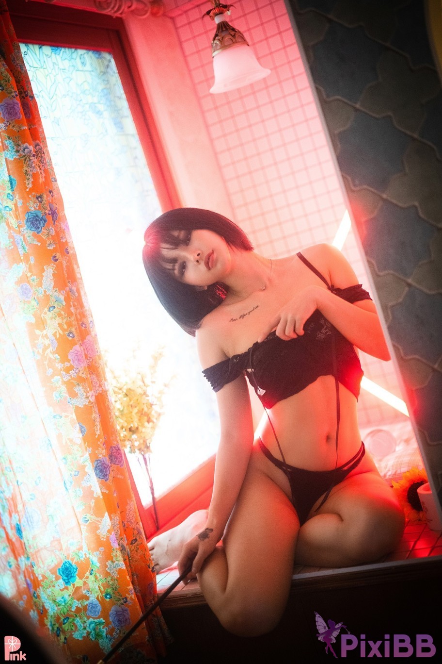 PINK U.Hwa Mood Black PixiBB.COM 054