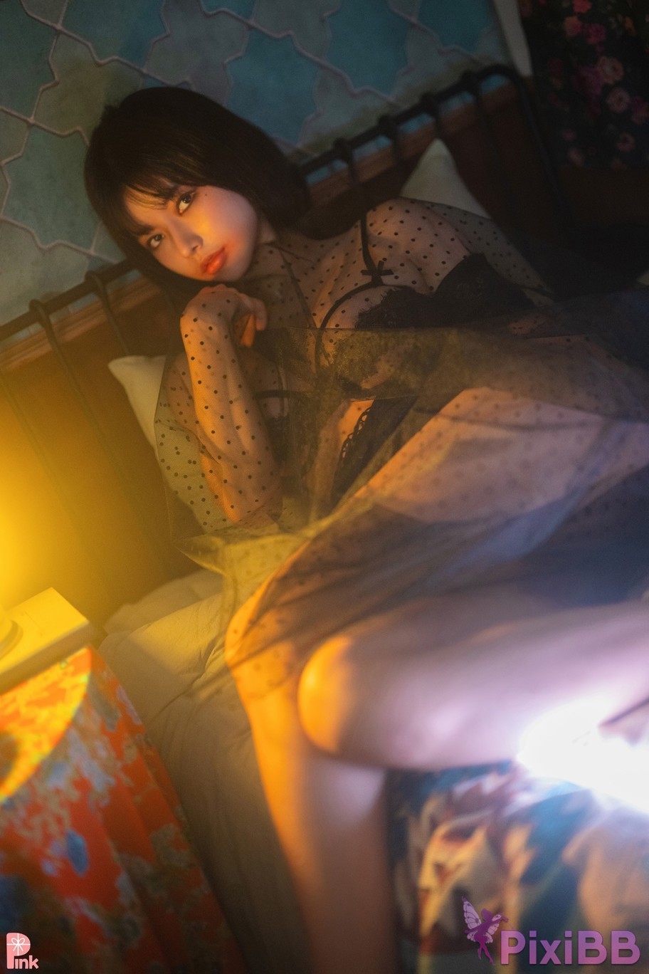 PINK U.Hwa Mood Black PixiBB.COM 075