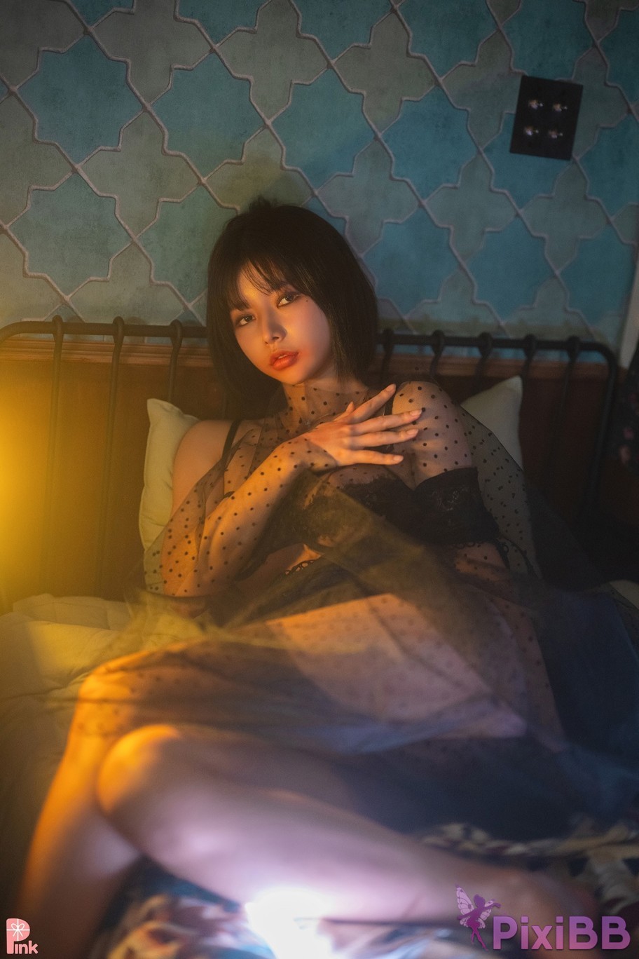 PINK U.Hwa Mood Black PixiBB.COM 076