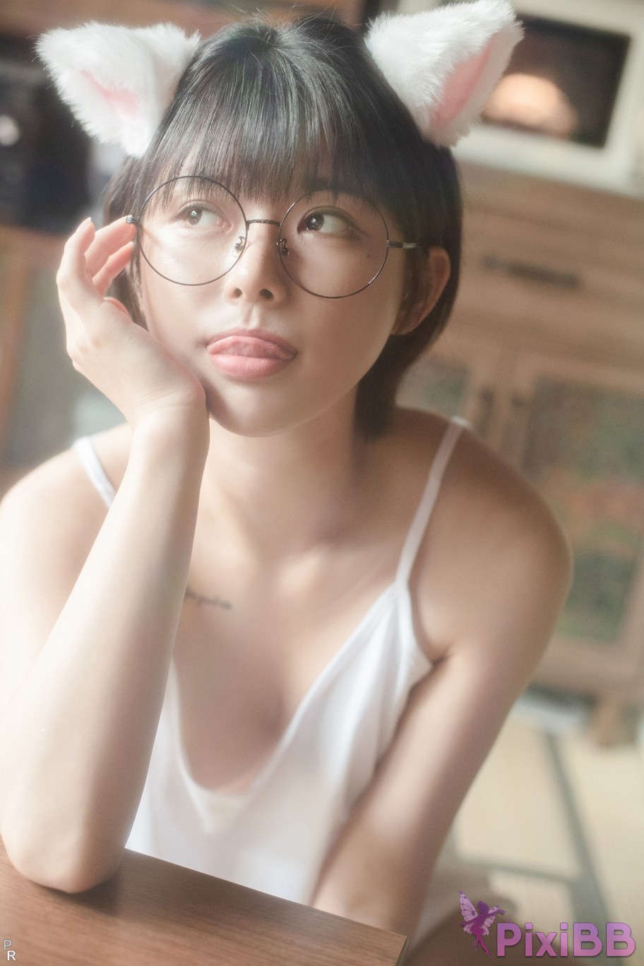 PINK U.Hwa My Cat PixiBB.COM 090