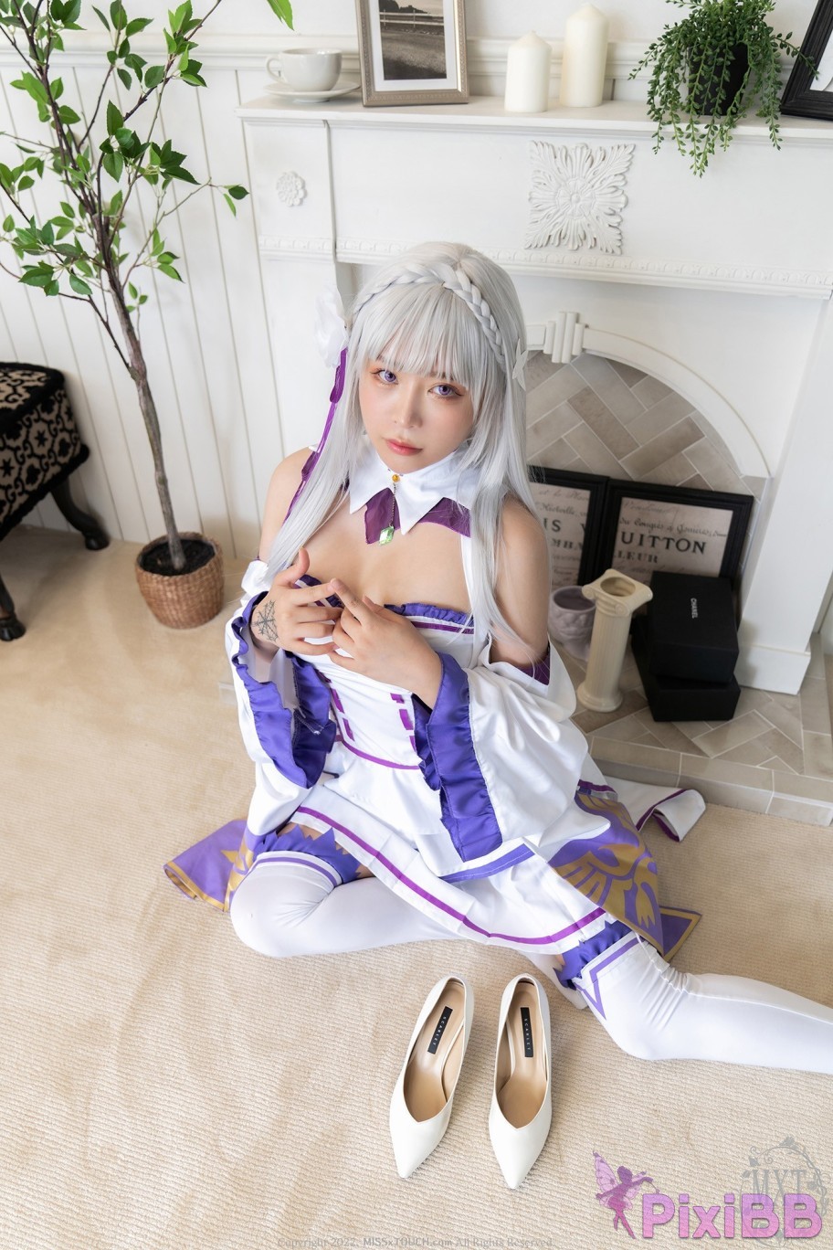 MISS TOUCH Yuna Vol.52 PixiBB.COM 002