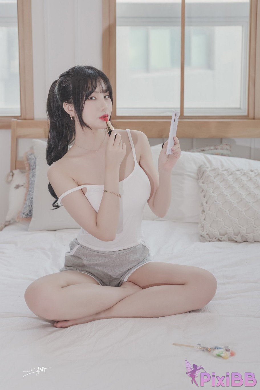 SAINT Photolife Yuna No.11 Love On Top PixiBB.COM 029