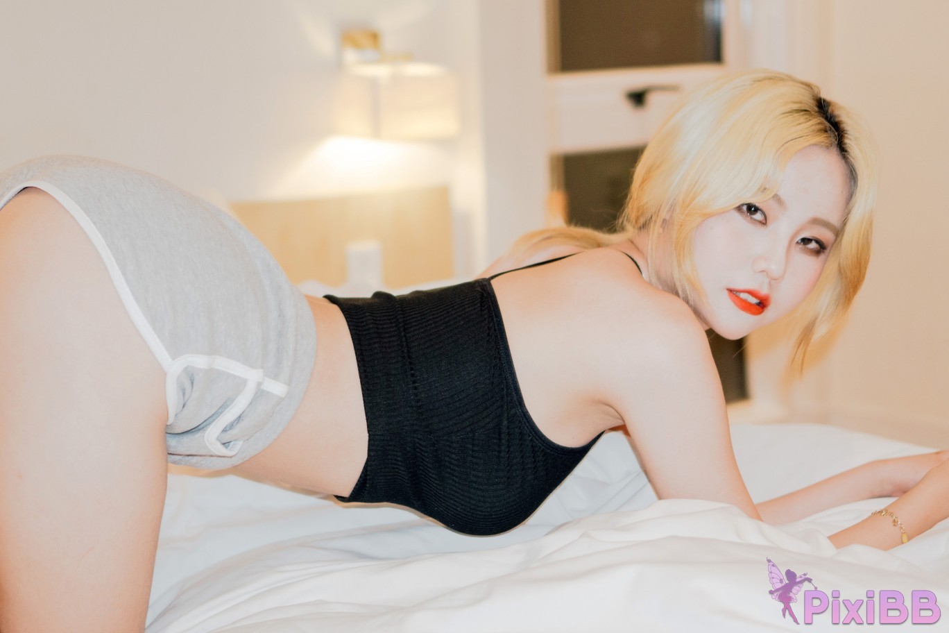 SAINT Photolife Yuna Vol.14 Jeju Story Part 1 PixiBB.COM 012