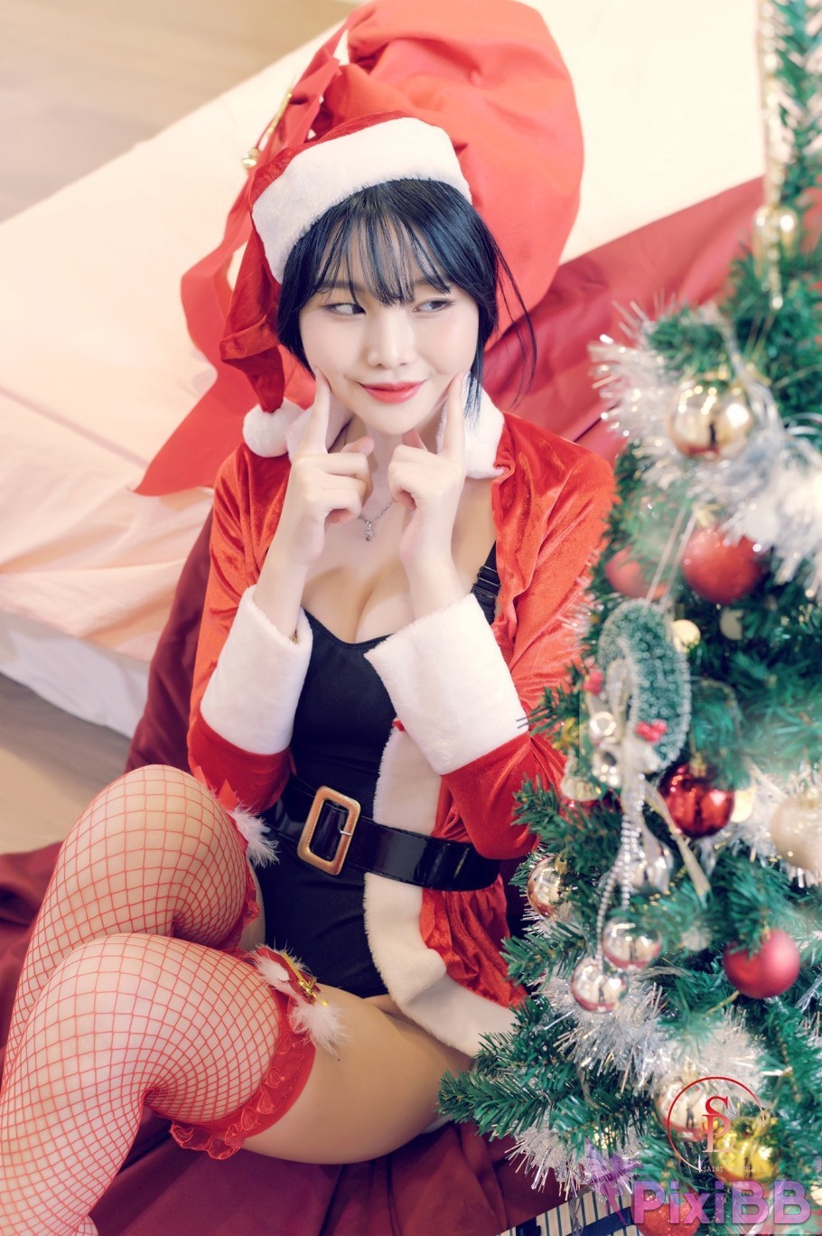 SAINT Photolife Yuna Vol.24 Merry Yunas Xmas PixiBB.COM 008