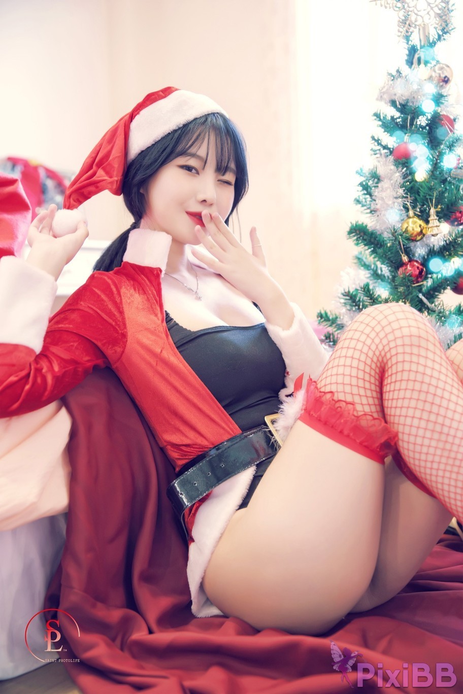 SAINT Photolife Yuna Vol.24 Merry Yunas Xmas PixiBB.COM 011