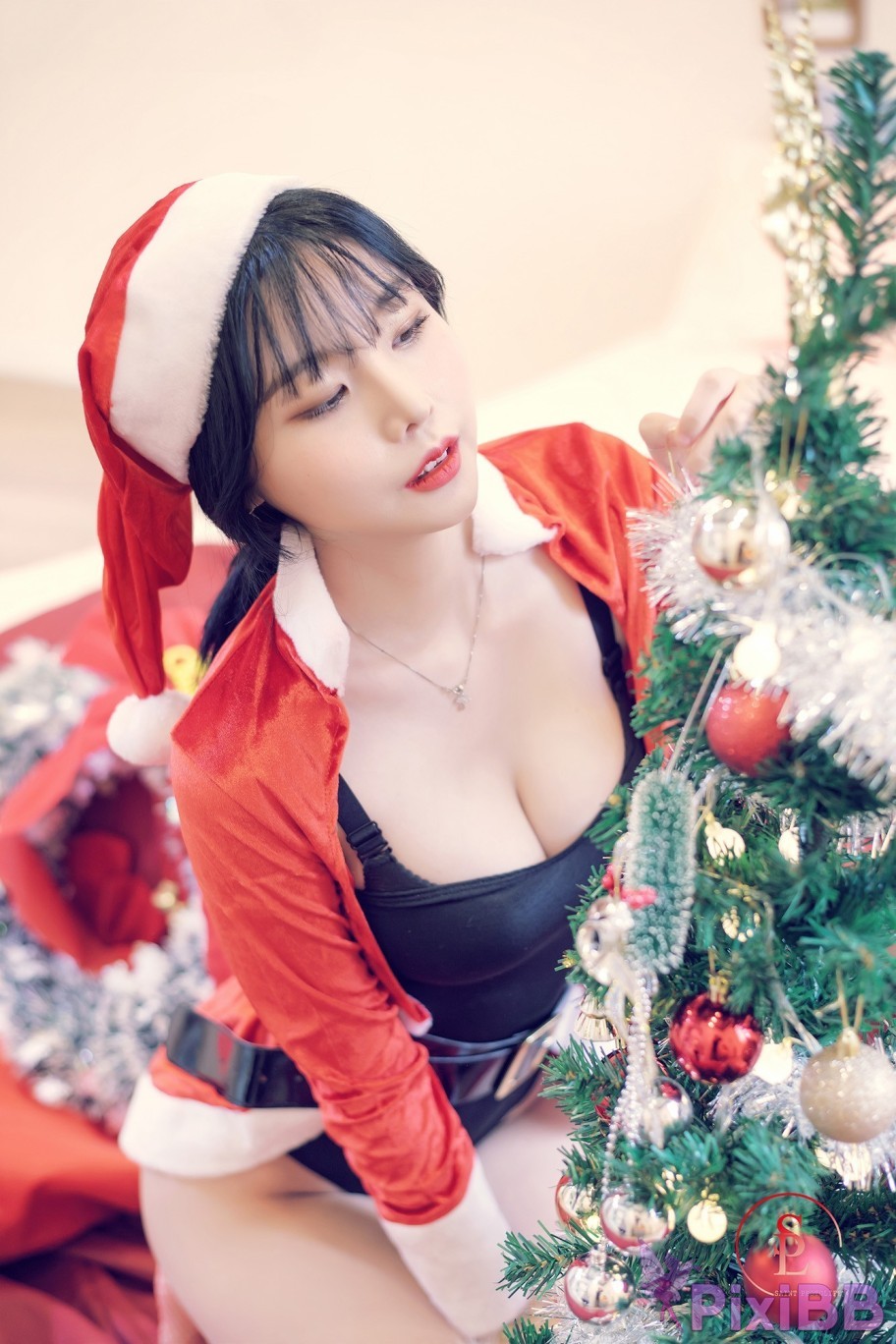 SAINT Photolife Yuna Vol.24 Merry Yunas Xmas PixiBB.COM 014