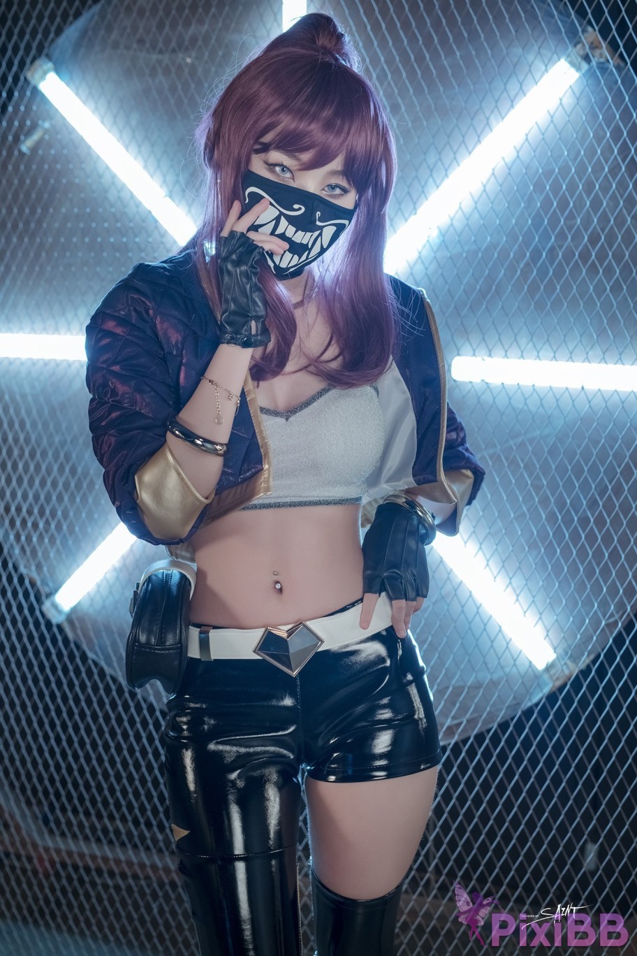 SAINT Photolife Yuna Yunas Cos Vol.04 KDA Akali and Nier Automata 2B PixiBB.COM 011