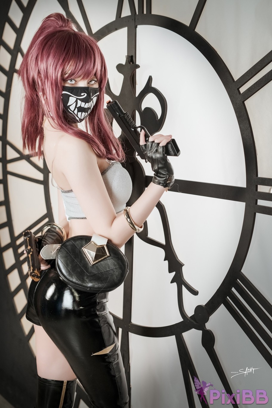 SAINT Photolife Yuna Yunas Cos Vol.04 KDA Akali and Nier Automata 2B PixiBB.COM 020