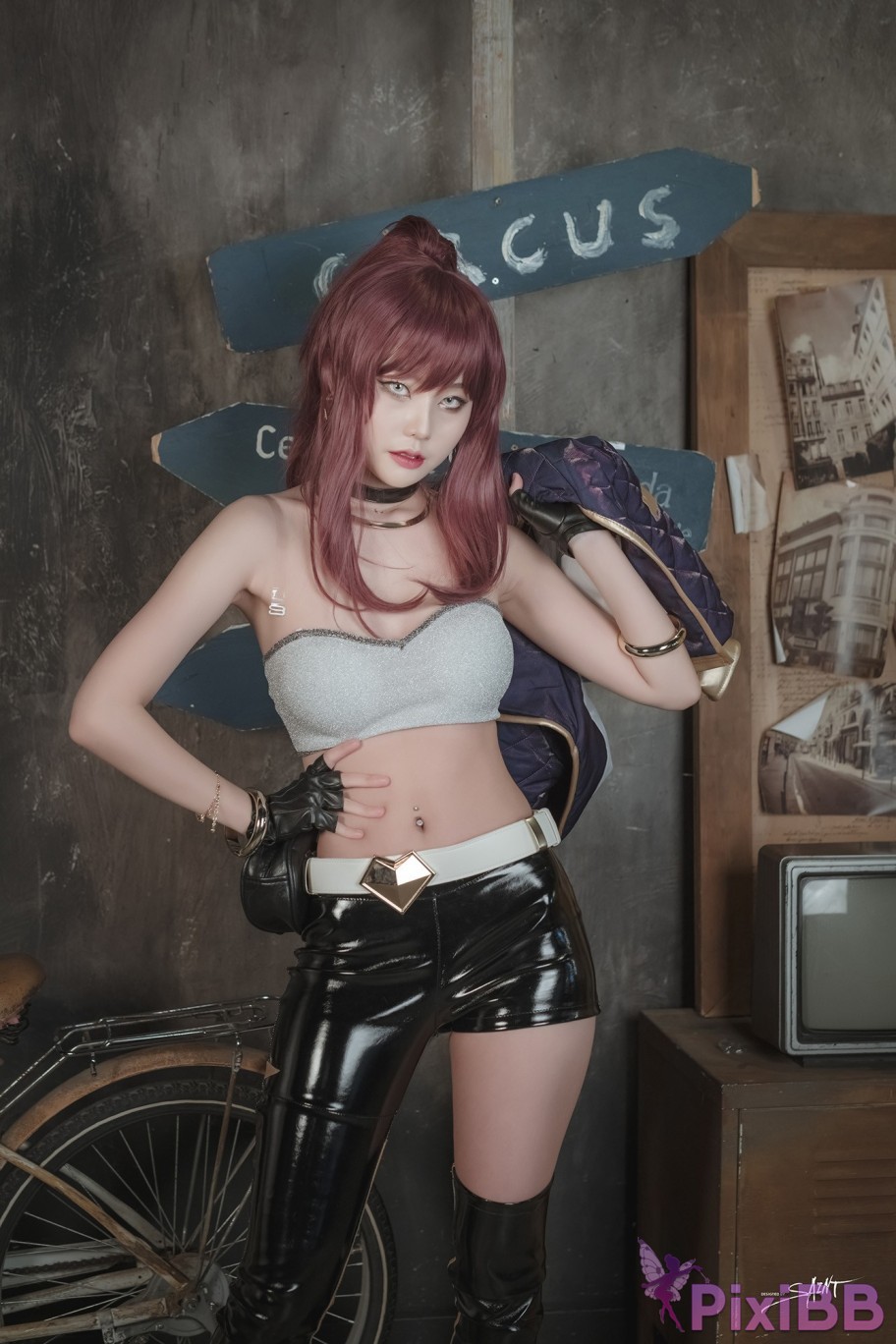 SAINT Photolife Yuna Yunas Cos Vol.04 KDA Akali and Nier Automata 2B PixiBB.COM 023