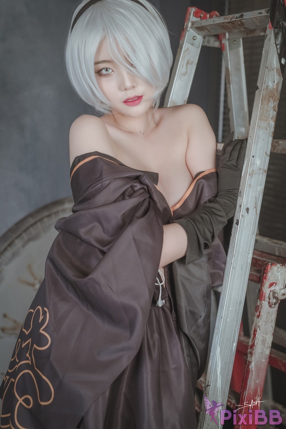 SAINT Photolife Yuna Yunas Cos Vol.04 KDA Akali and Nier Automata 2B PixiBB.COM 042
