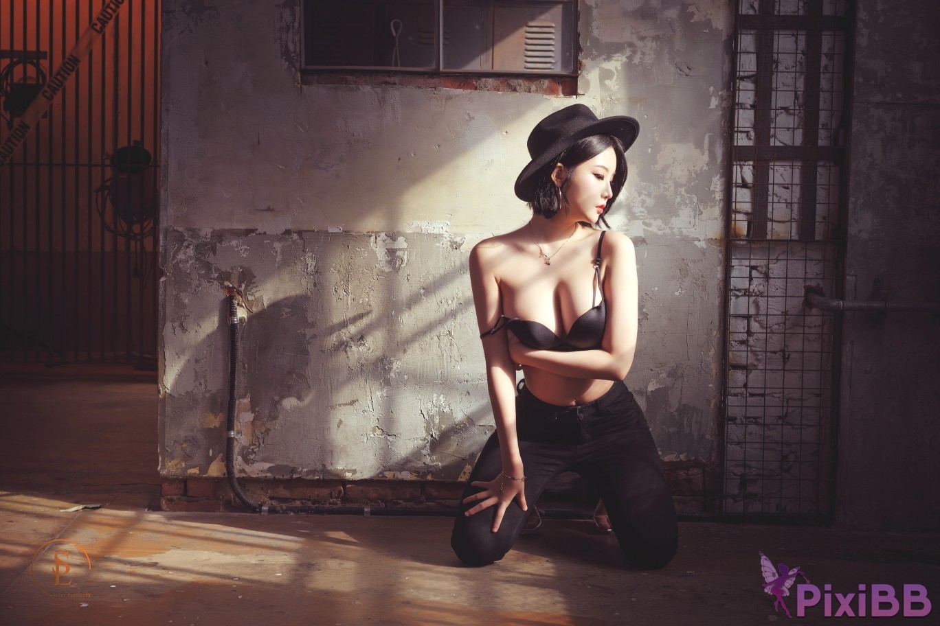 SAINT Photolife Yuna Yunas wild PixiBB.COM 087