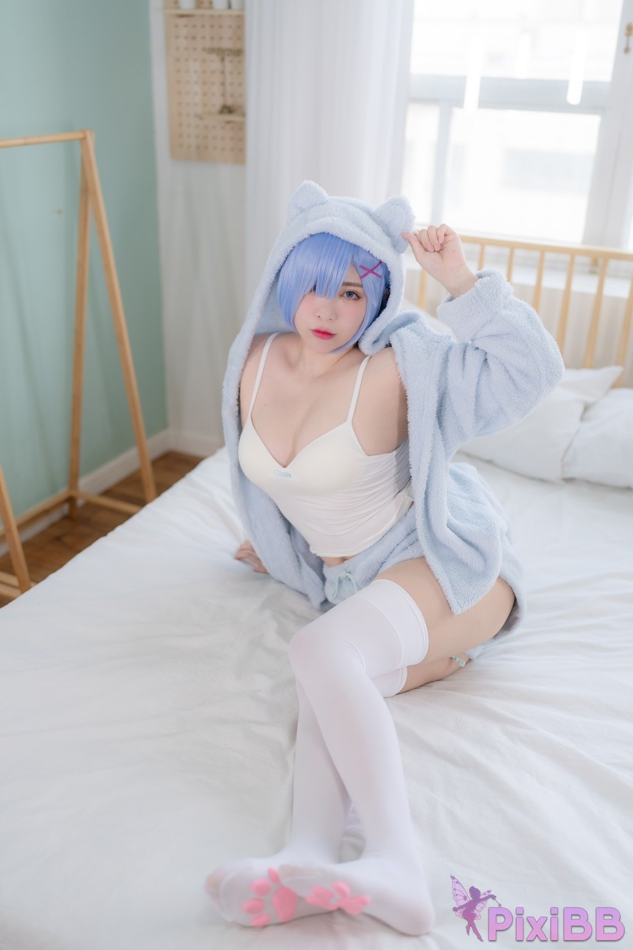 Yuna Re Zero Rem PixiBB.COM 004