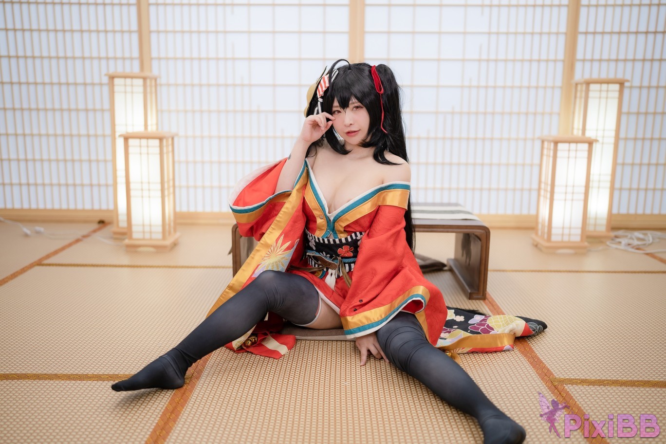 Yuna Vol.8 AzurLane IJN Taihou PixiBB.COM 001