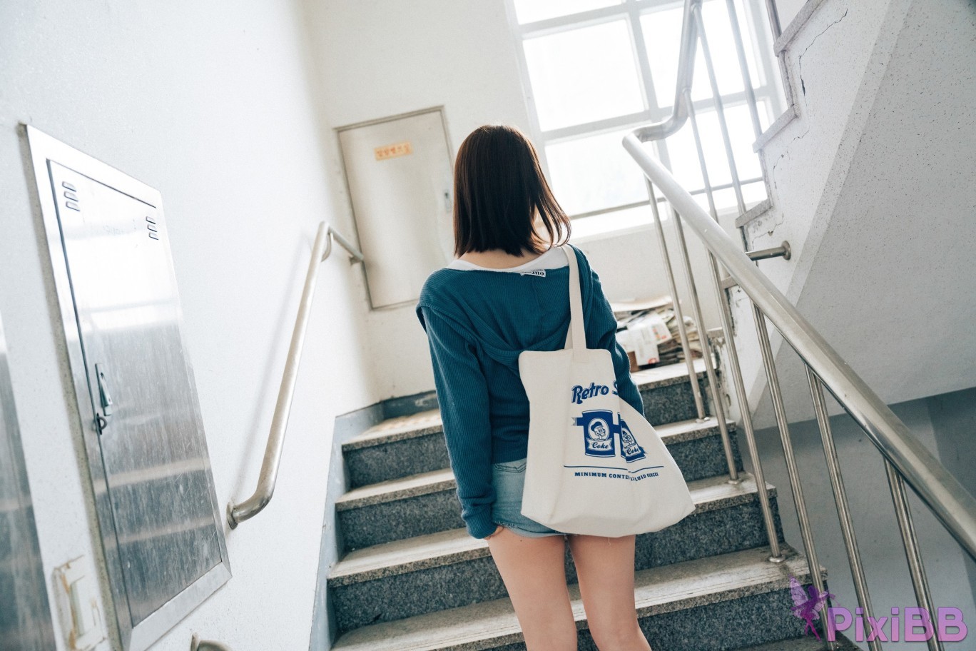 Loozy Yeri Enjoying Outdoor PixiBB.COM 002