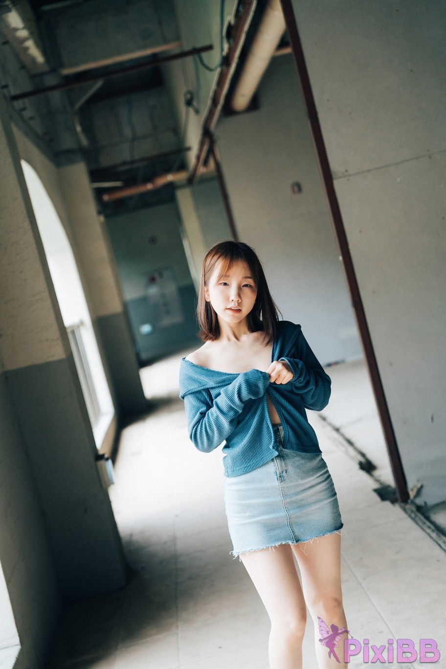 Loozy Yeri Enjoying Outdoor PixiBB.COM 015