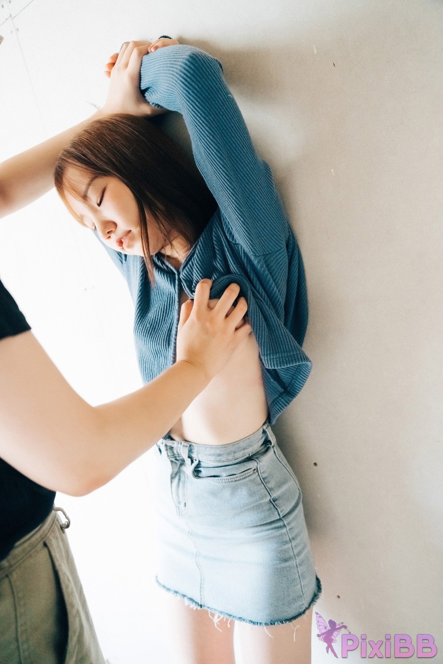 Loozy Yeri Enjoying Outdoor PixiBB.COM 019