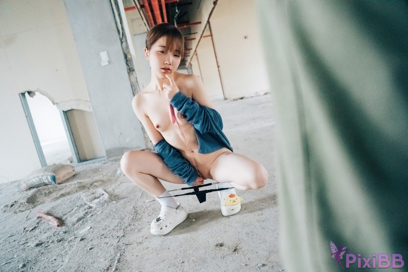 Loozy Yeri Enjoying Outdoor PixiBB.COM 058