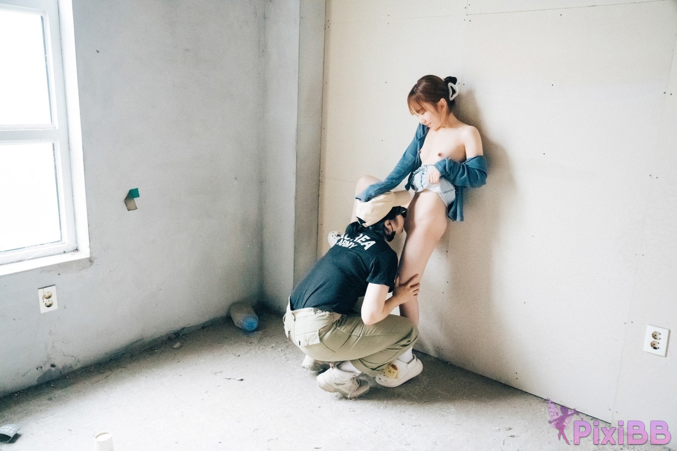 Loozy Yeri Enjoying Outdoor PixiBB.COM 077