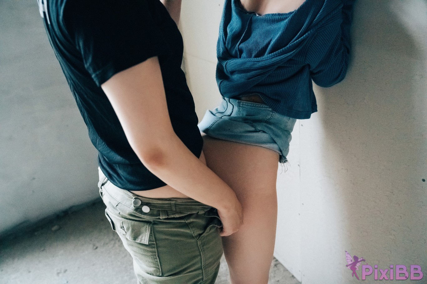 Loozy Yeri Enjoying Outdoor PixiBB.COM 082