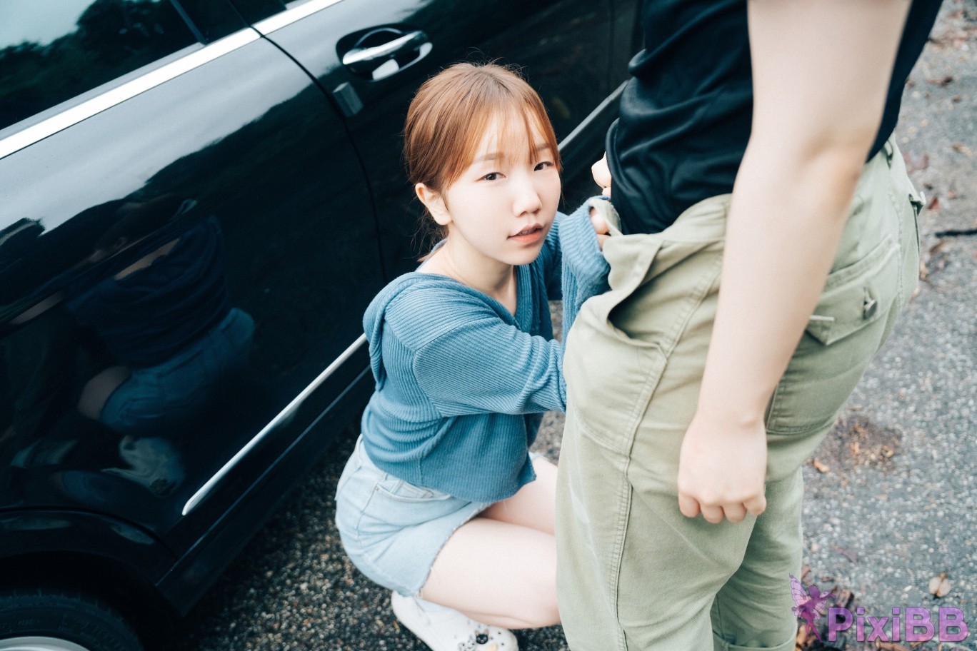 Loozy Yeri Enjoying Outdoor PixiBB.COM 091