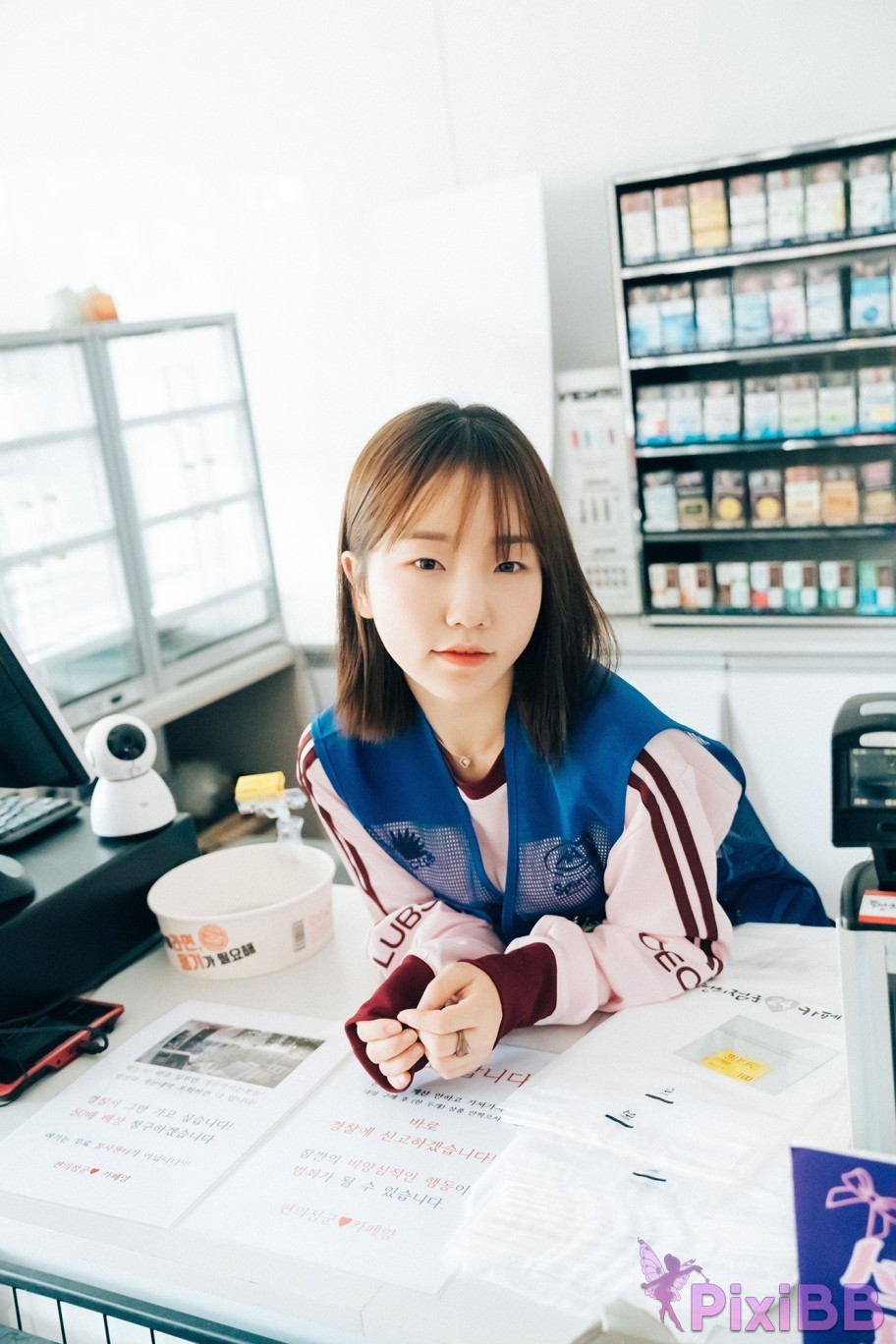 Loozy Yeri Pocket Girl Alba PixiBB.COM 001