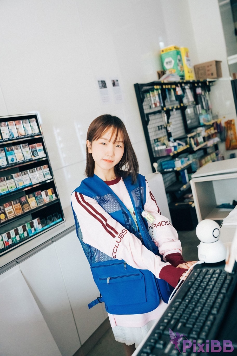 Loozy Yeri Pocket Girl Alba PixiBB.COM 002