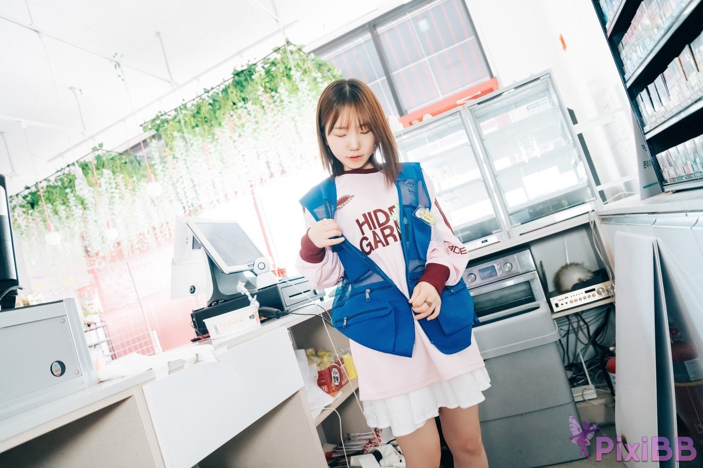 Loozy Yeri Pocket Girl Alba PixiBB.COM 006