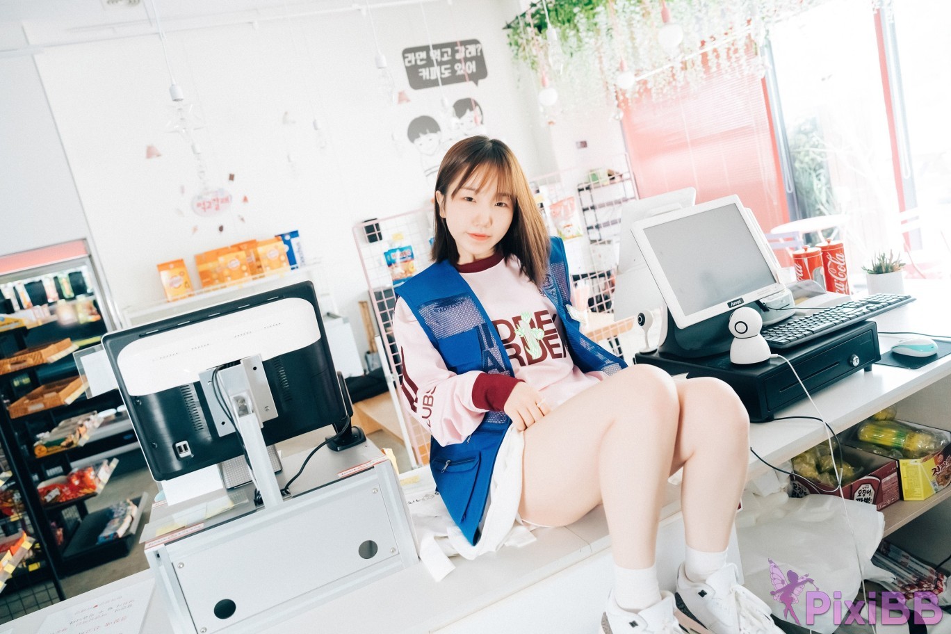 Loozy Yeri Pocket Girl Alba PixiBB.COM 013