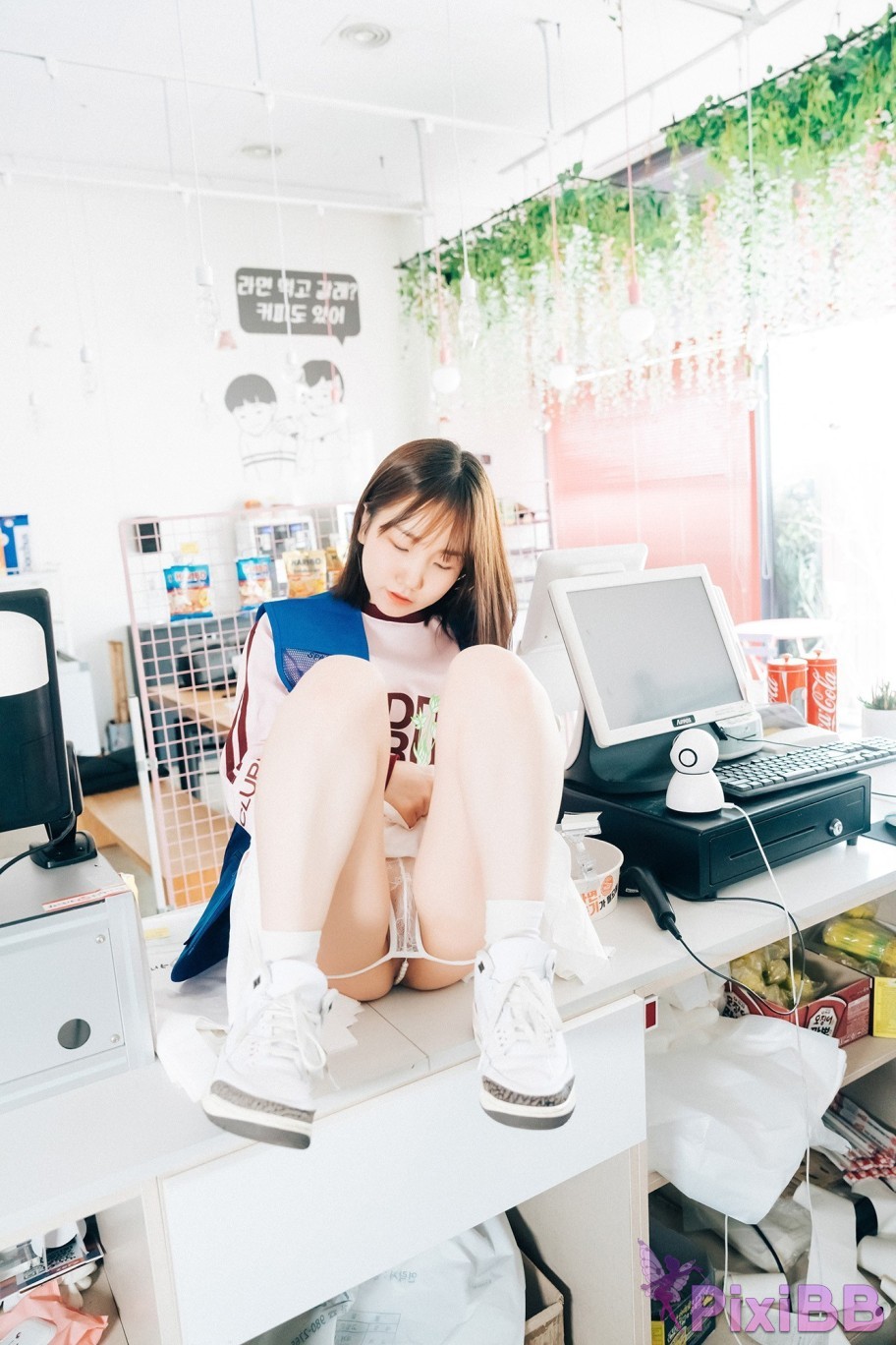 Loozy Yeri Pocket Girl Alba PixiBB.COM 015