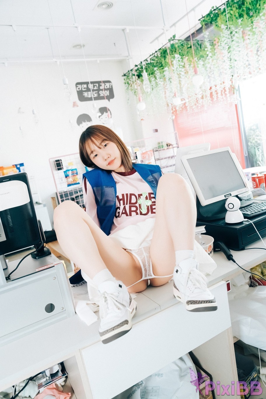 Loozy Yeri Pocket Girl Alba PixiBB.COM 017