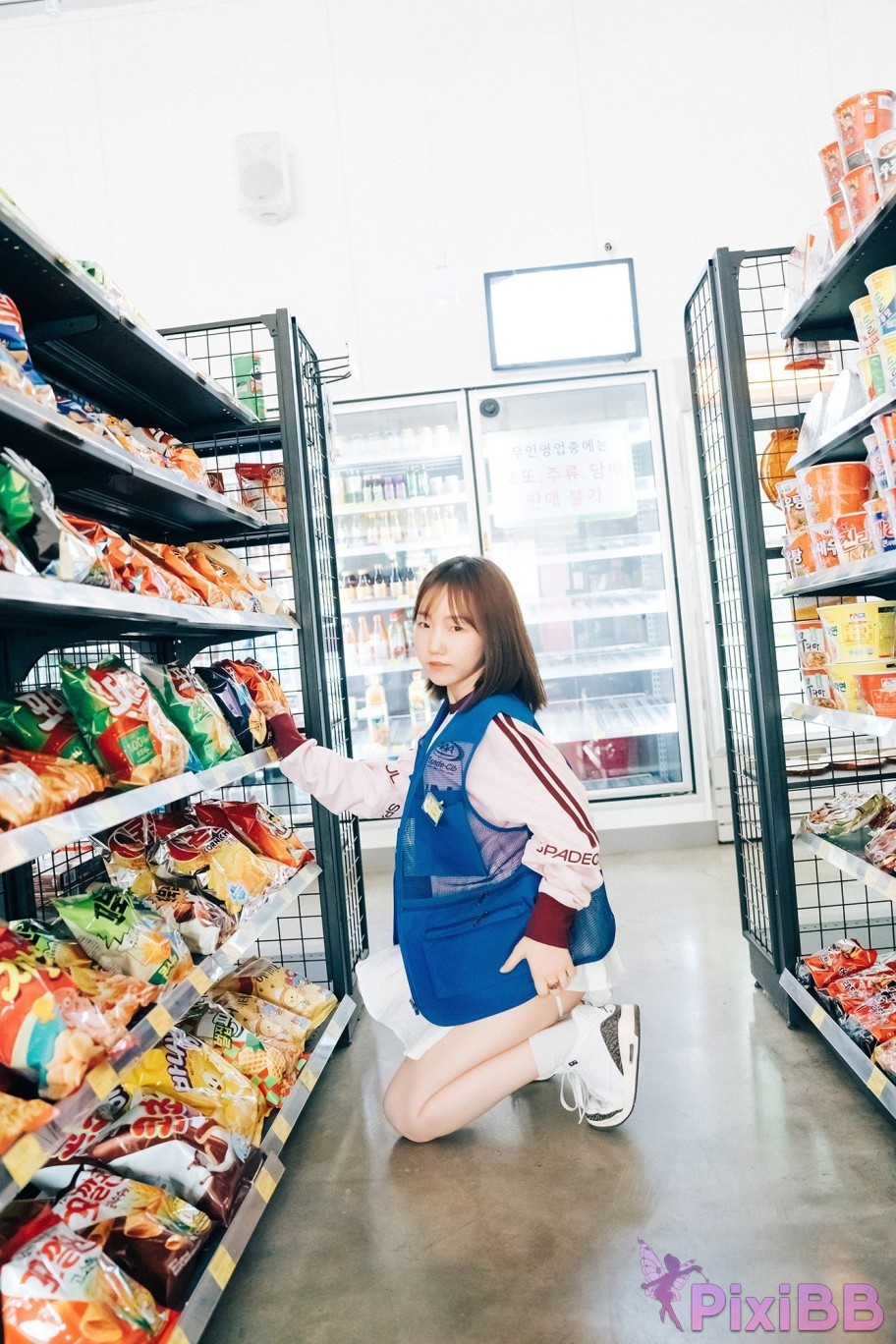 Loozy Yeri Pocket Girl Alba PixiBB.COM 026