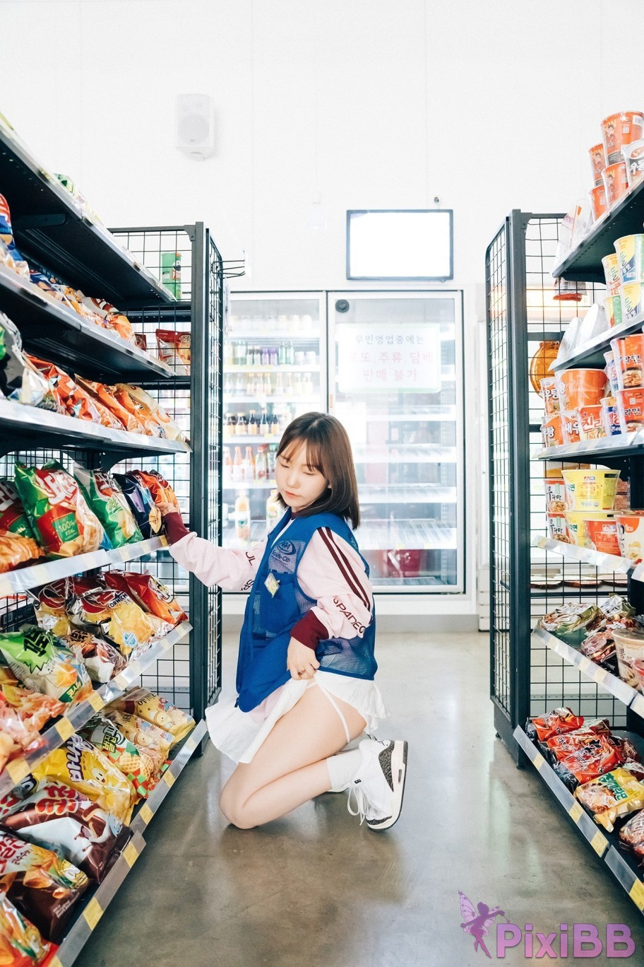 Loozy Yeri Pocket Girl Alba PixiBB.COM 027