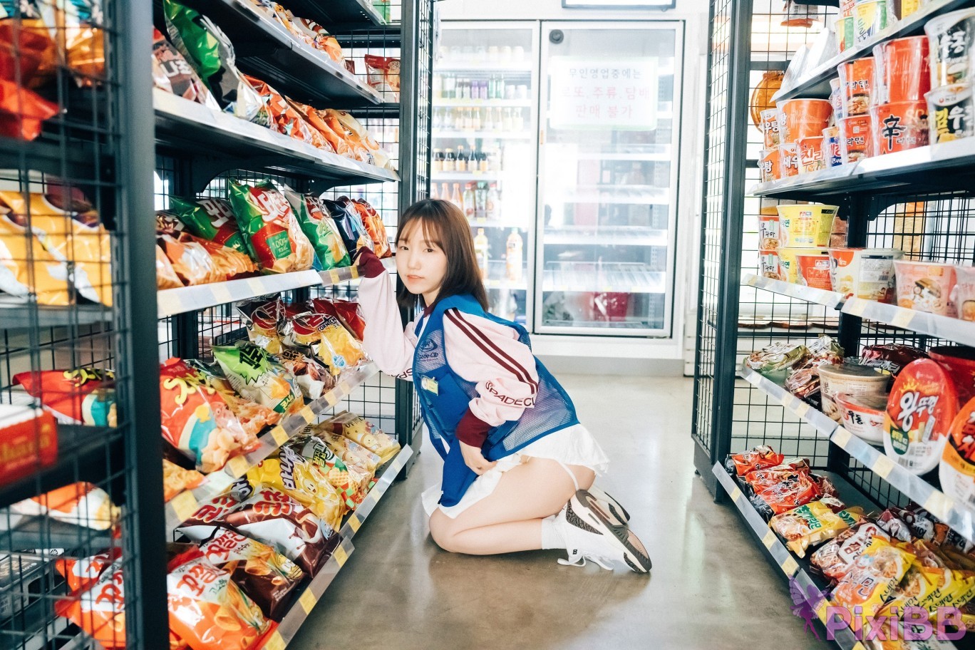 Loozy Yeri Pocket Girl Alba PixiBB.COM 029