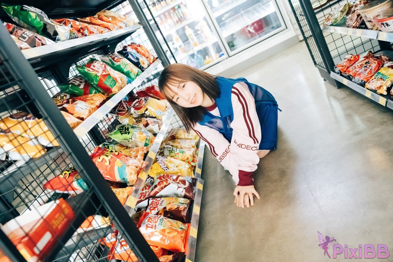 Loozy Yeri Pocket Girl Alba PixiBB.COM 031