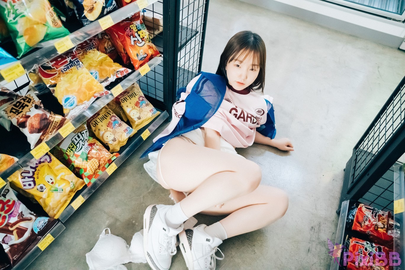 Loozy Yeri Pocket Girl Alba PixiBB.COM 036