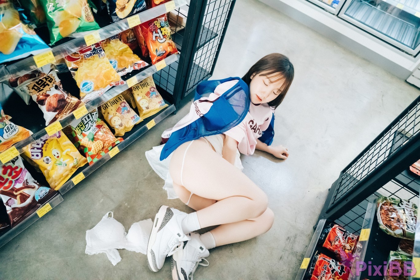 Loozy Yeri Pocket Girl Alba PixiBB.COM 037