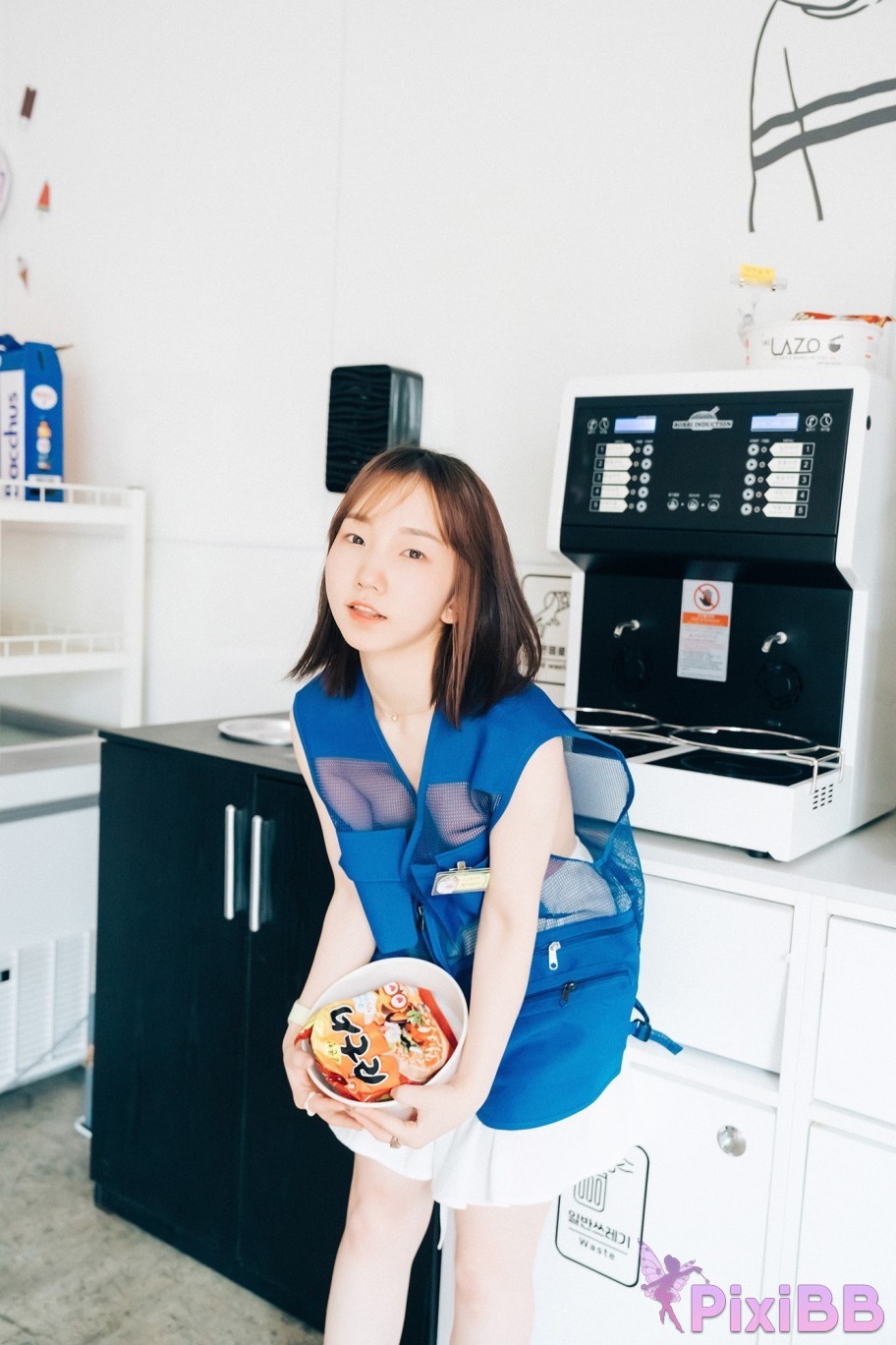 Loozy Yeri Pocket Girl Alba PixiBB.COM 052