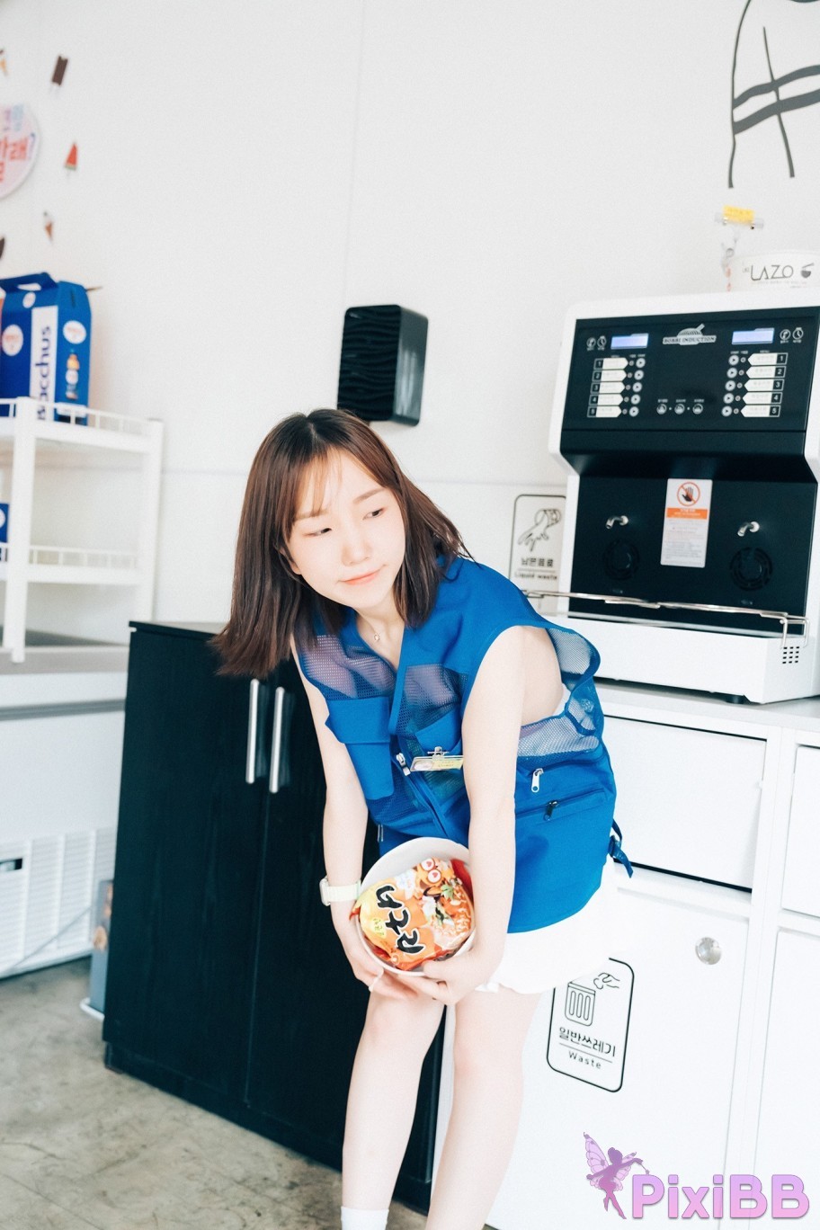 Loozy Yeri Pocket Girl Alba PixiBB.COM 054