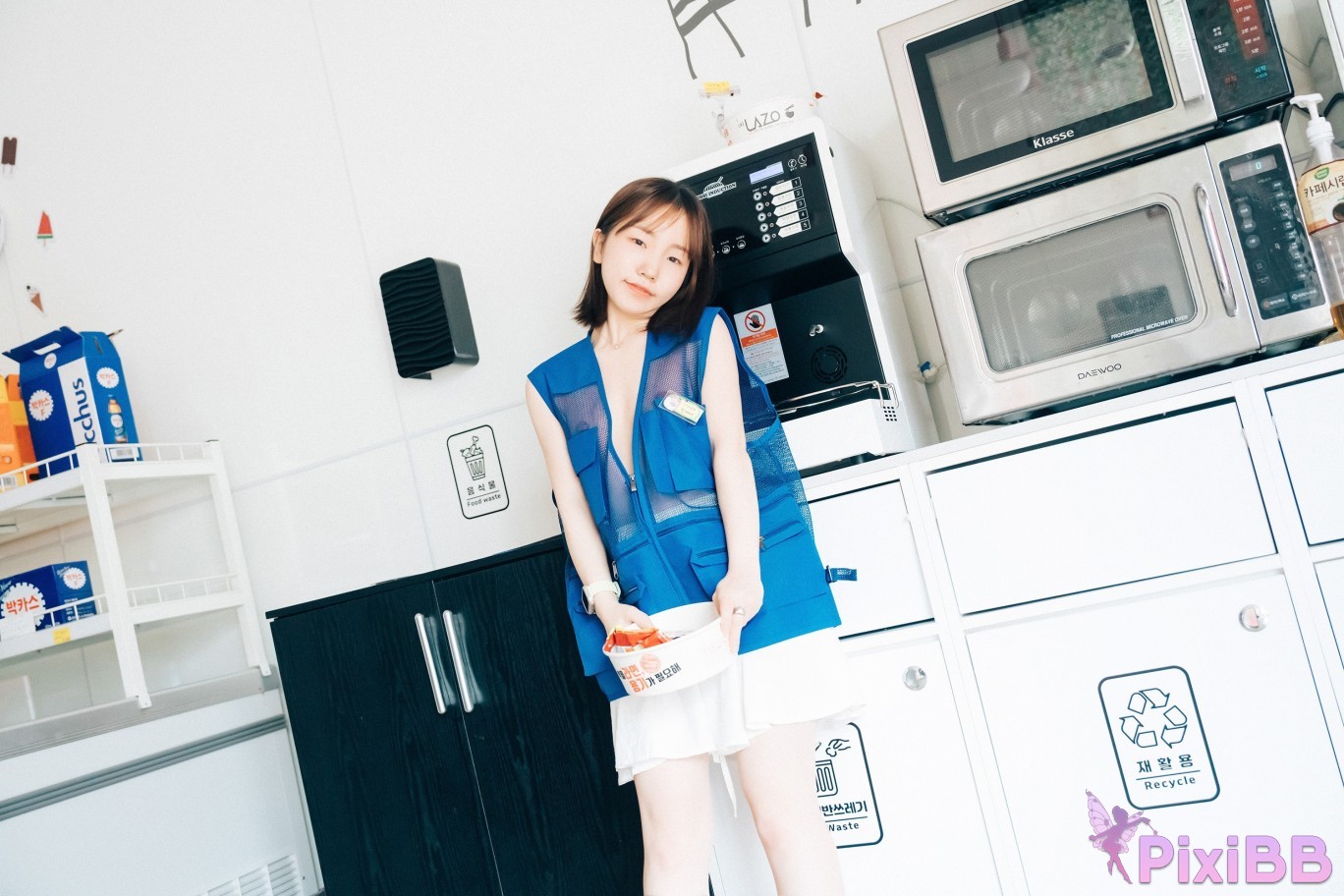 Loozy Yeri Pocket Girl Alba PixiBB.COM 055