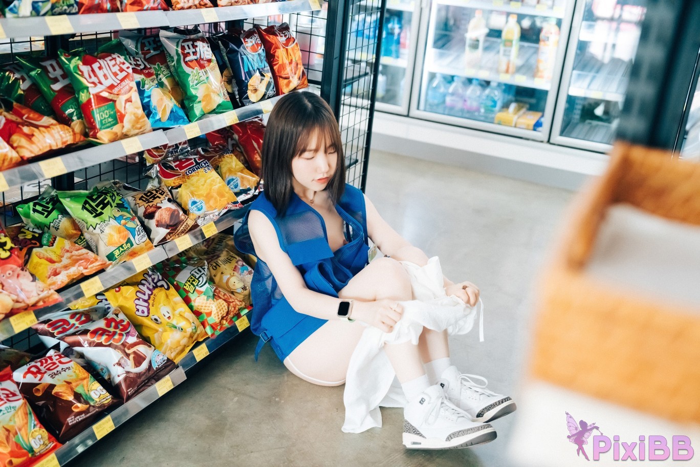 Loozy Yeri Pocket Girl Alba PixiBB.COM 116