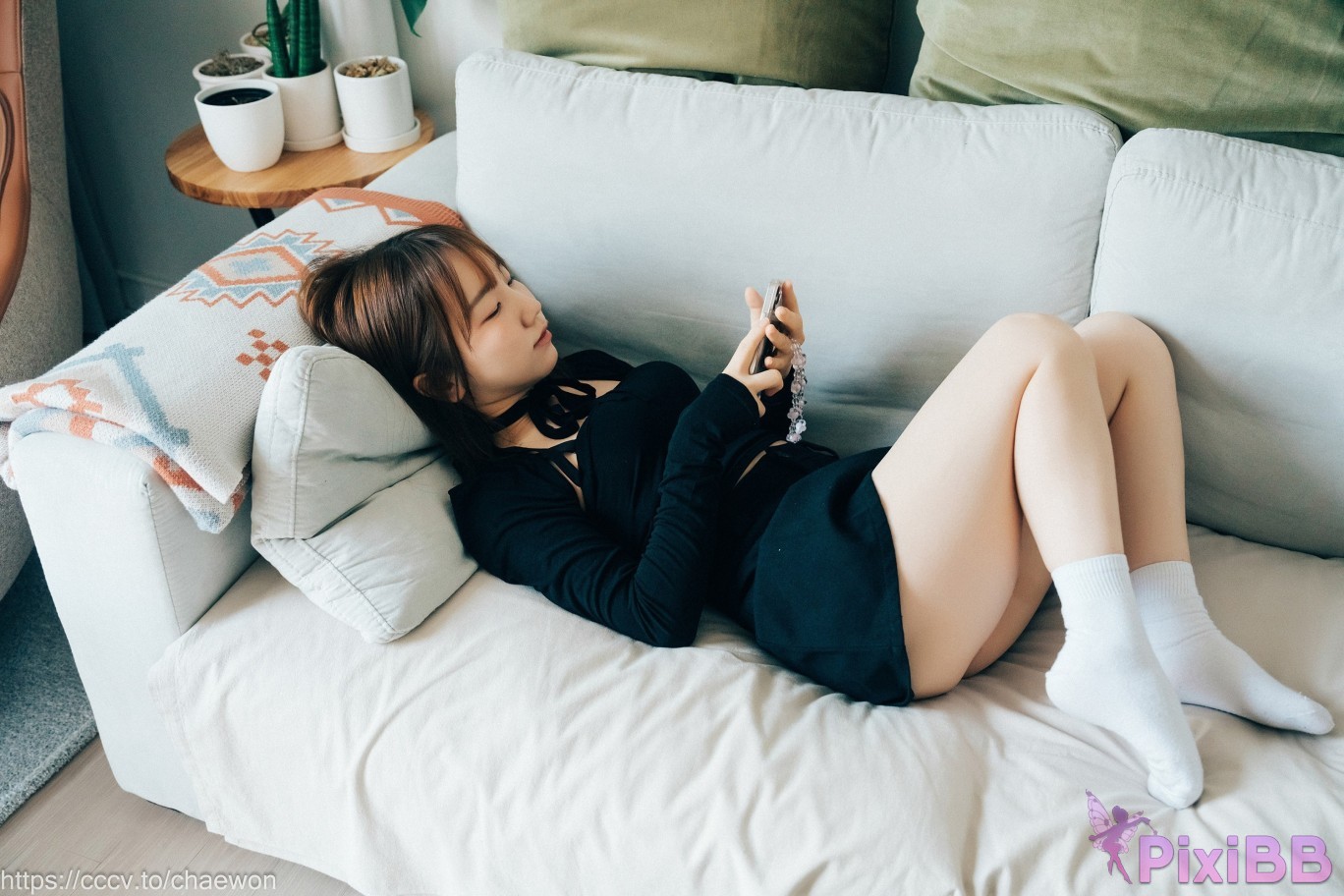 Loozy Yeri Visitor PixiBB.COM 009