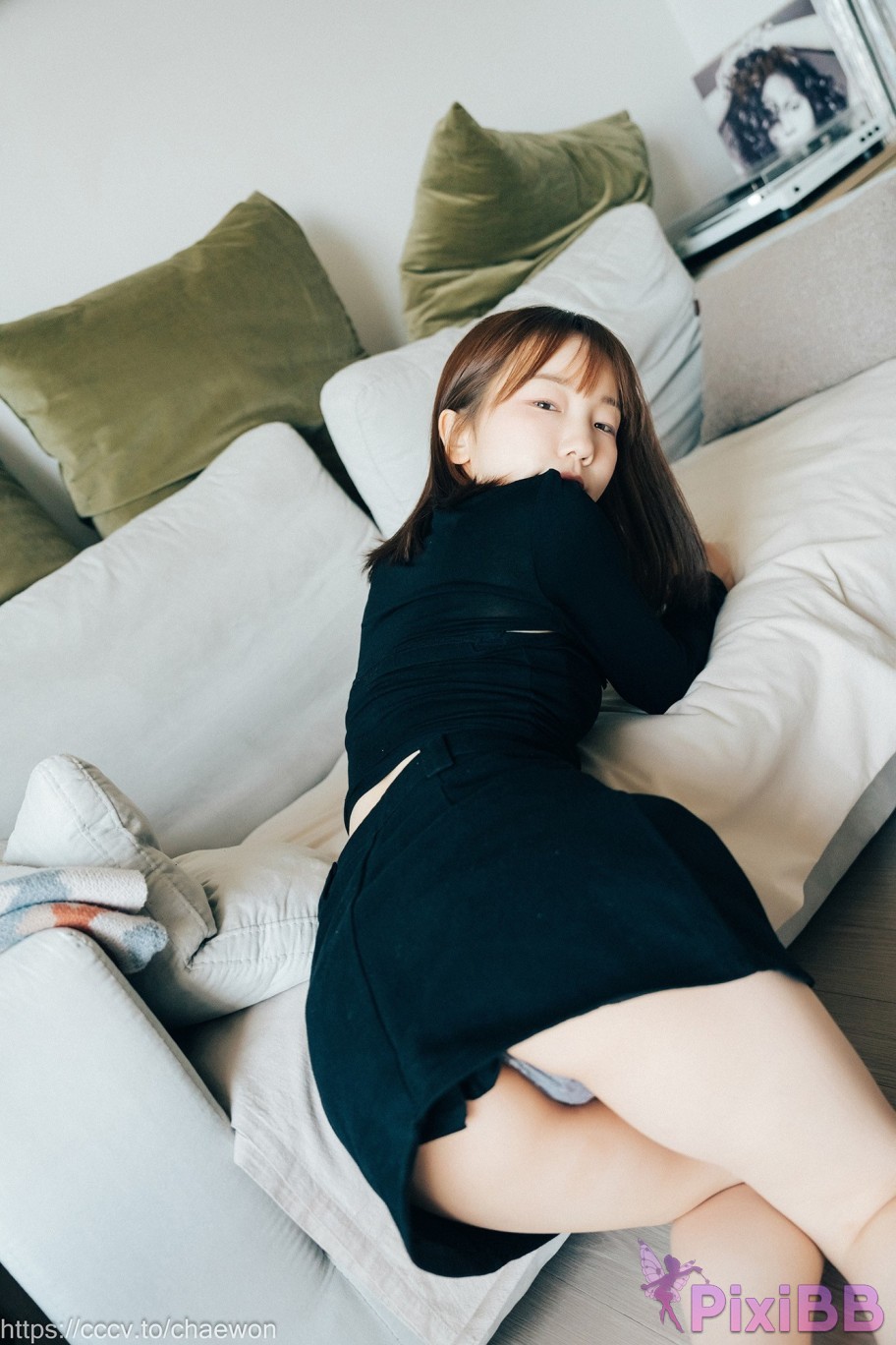 Loozy Yeri Visitor PixiBB.COM 022